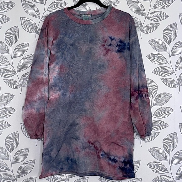 Good Luck Gem Sweater Mini Dress Tunic M Tie Dye Purple Shades Boho Relaxed - Picture 1 of 8